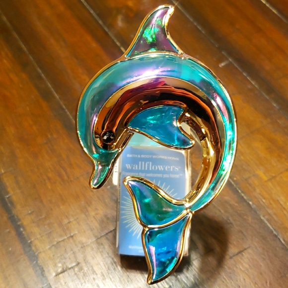 Other - NWT B&BW Dolphin Nightlight Wallflower Fragrance Plug